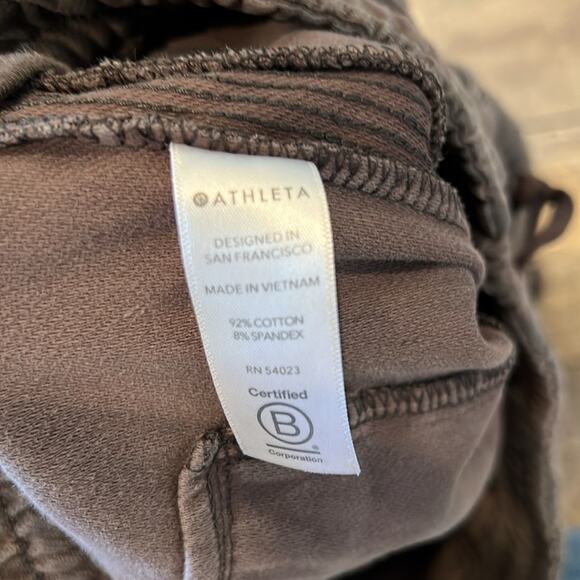 Athleta Farallon Camo Jogger Pant Size 4 - Picture 10 of 11